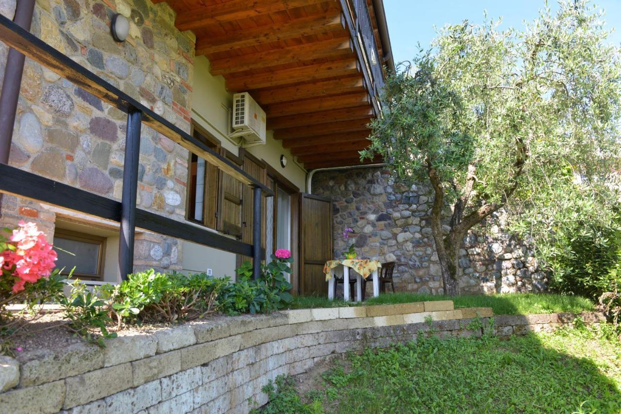 Antiche Mura Casa Vacanze Puegnago del Garda Exterior photo